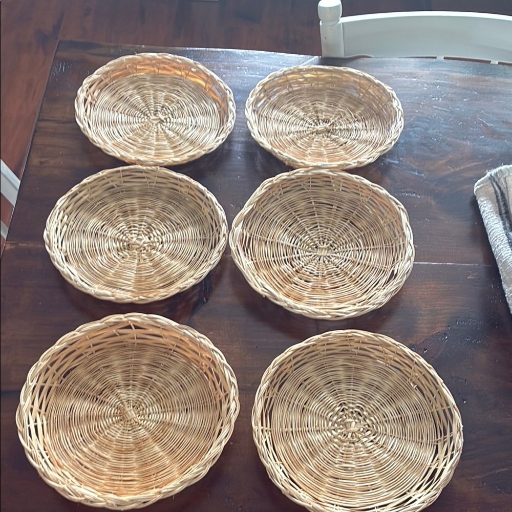 Set of 6 basket weave plate holders